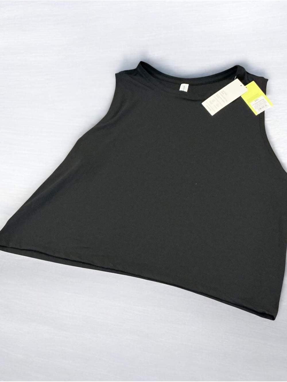 all in motion Black Crop Tank,Boxy fit